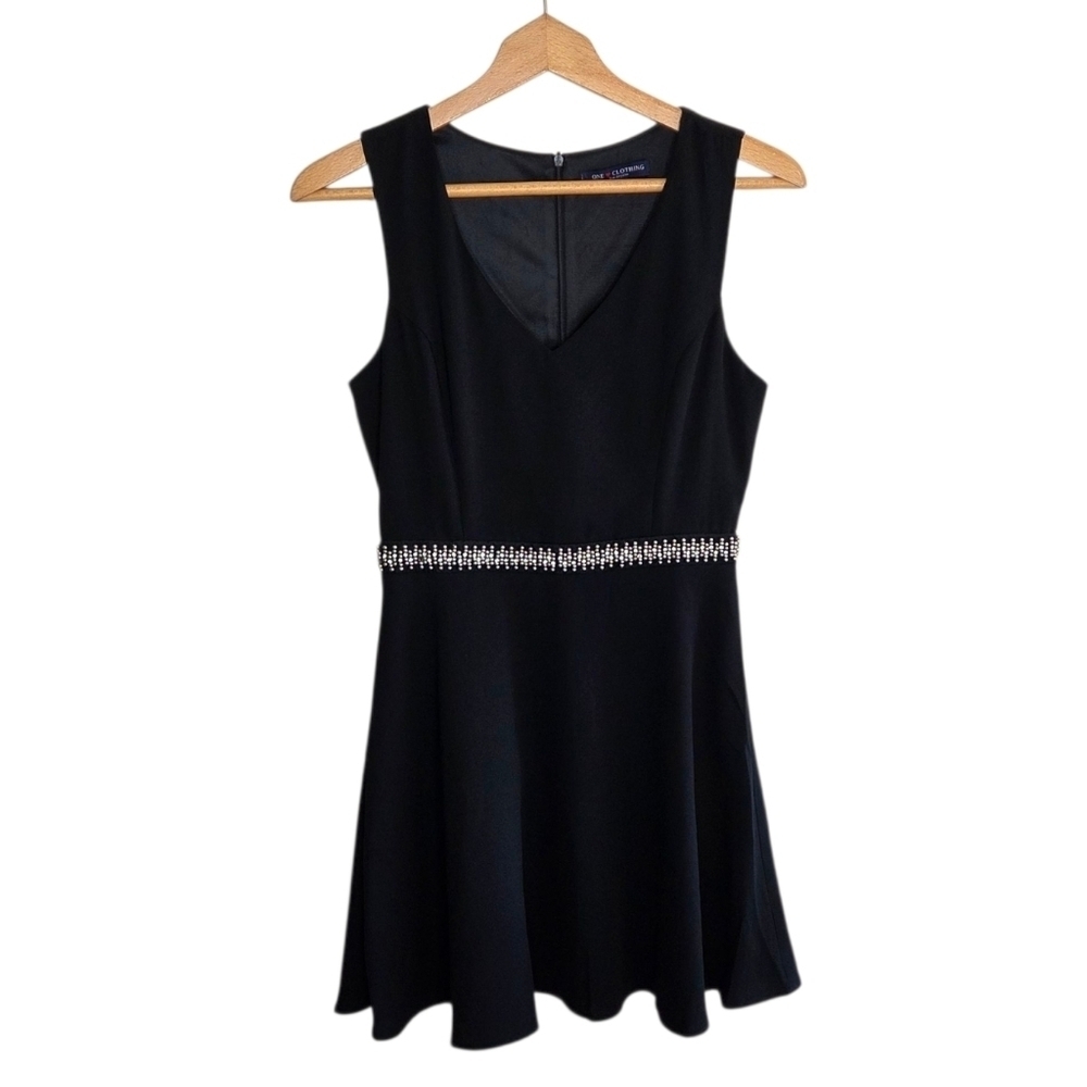 One Clothing Black V-neck A-Line Dress with Beaded Rhinestone Waistband Small